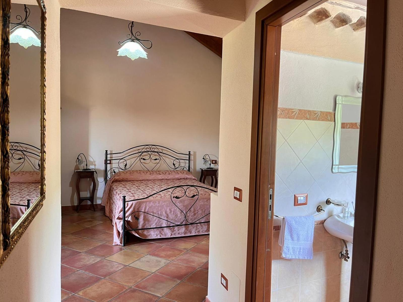 Country House B&B Antica Dimora Del Sole Camerota Exterior foto